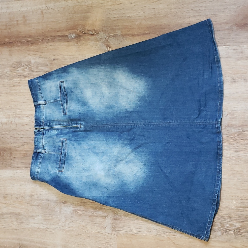 Pilcro and The Letterpress Denim Skirt, Size 8 - Picture 7 of 9